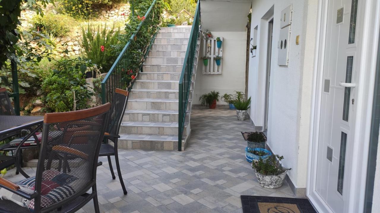 Guesthouse Podaca Exterior foto